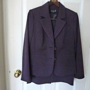 Ladies Suit